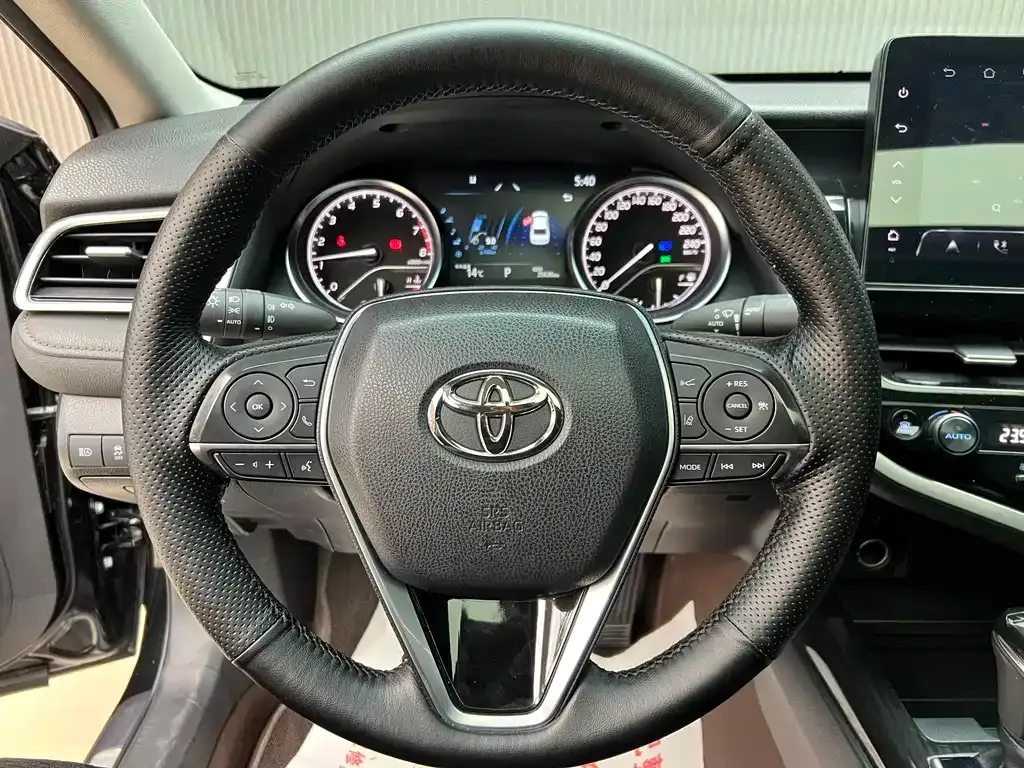 Toyota Camry 2024 из CN, фото 4