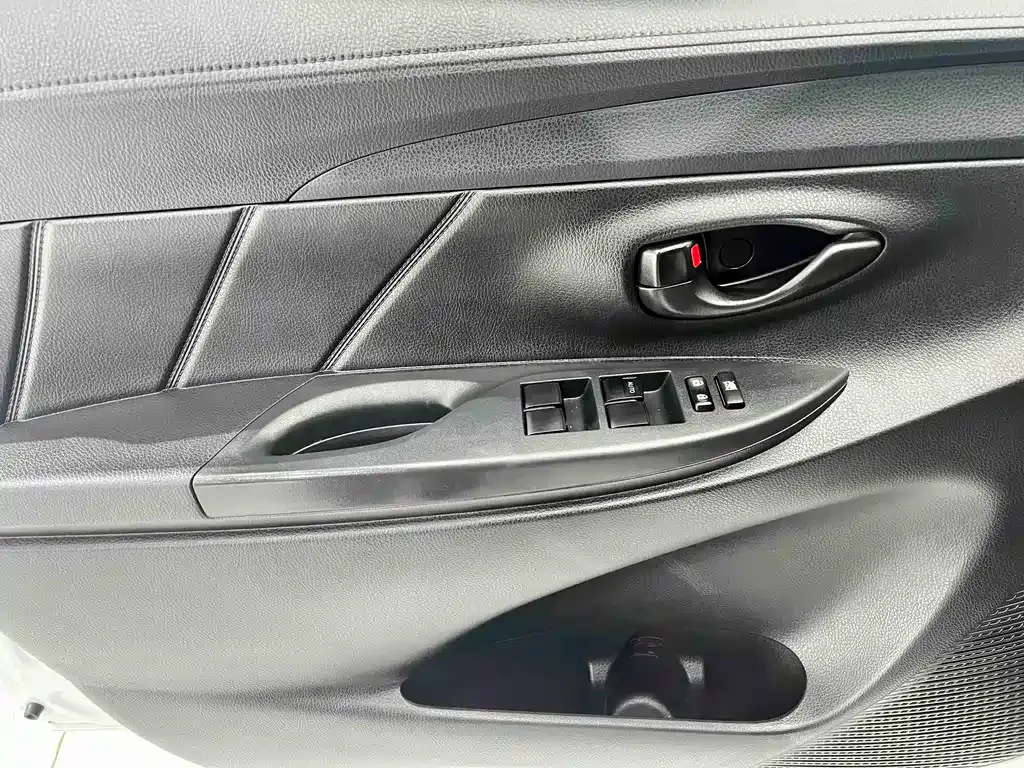 Toyota Vios 2023 из CN, фото 7