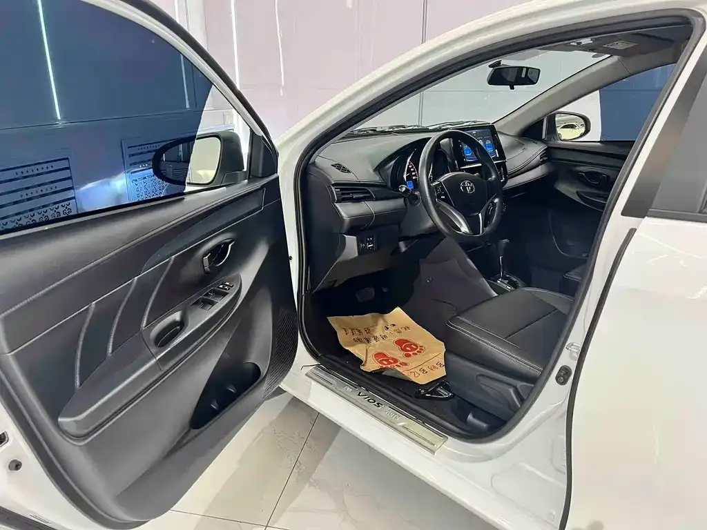 Toyota Vios 2023 из CN, фото 9