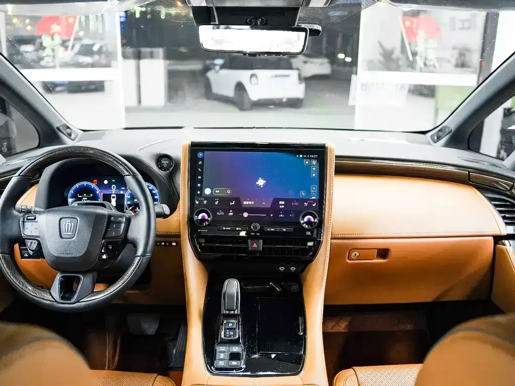 Toyota Vellfire 2024 из CN, фото 4