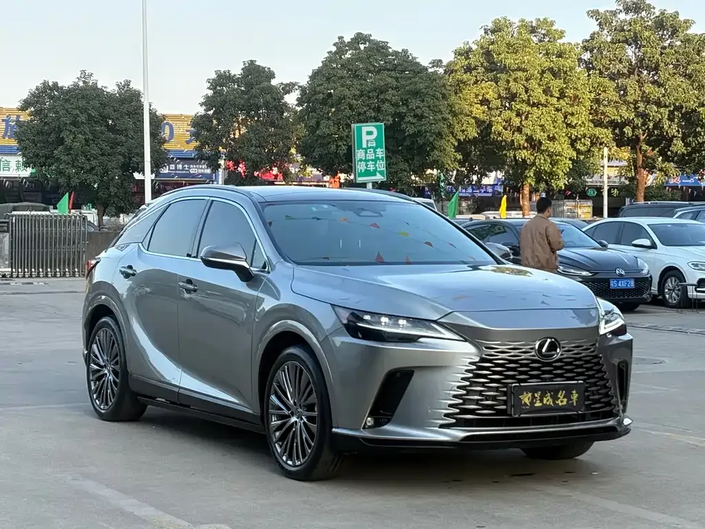 Lexus RX — фото 4