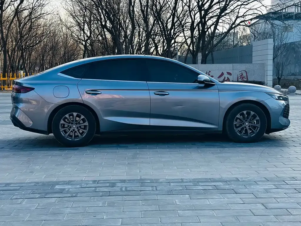 BYD Qin L — фото 7