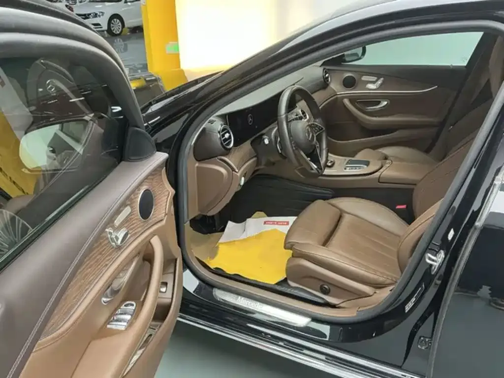 Mercedes-Benz E-Class 2022 из CN, фото 9