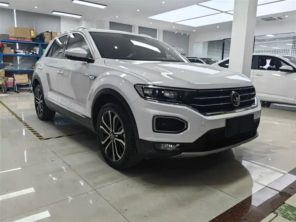 Volkswagen T-Roc 2023 из CN, фото 9