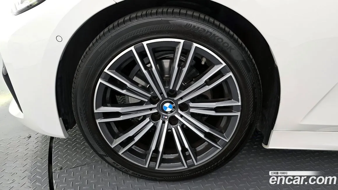BMW 3-Series 2021 из KR, фото 7