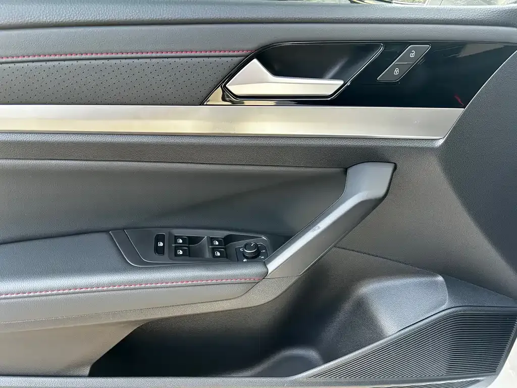 Volkswagen Lavida 2022 из CN, фото 4