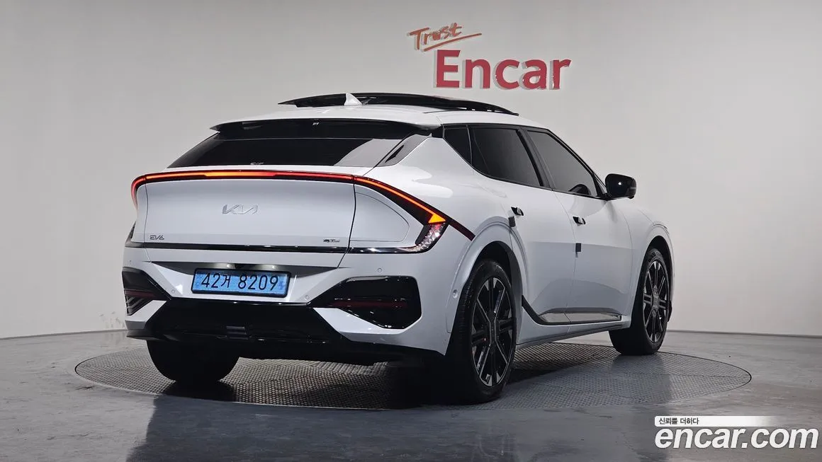 Kia EV6 — фото 4
