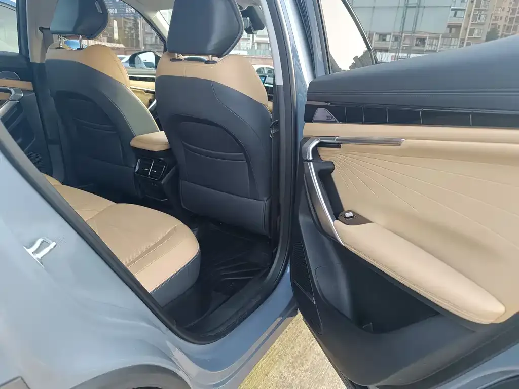 Geely Boyue L 2022 из CN, фото 8