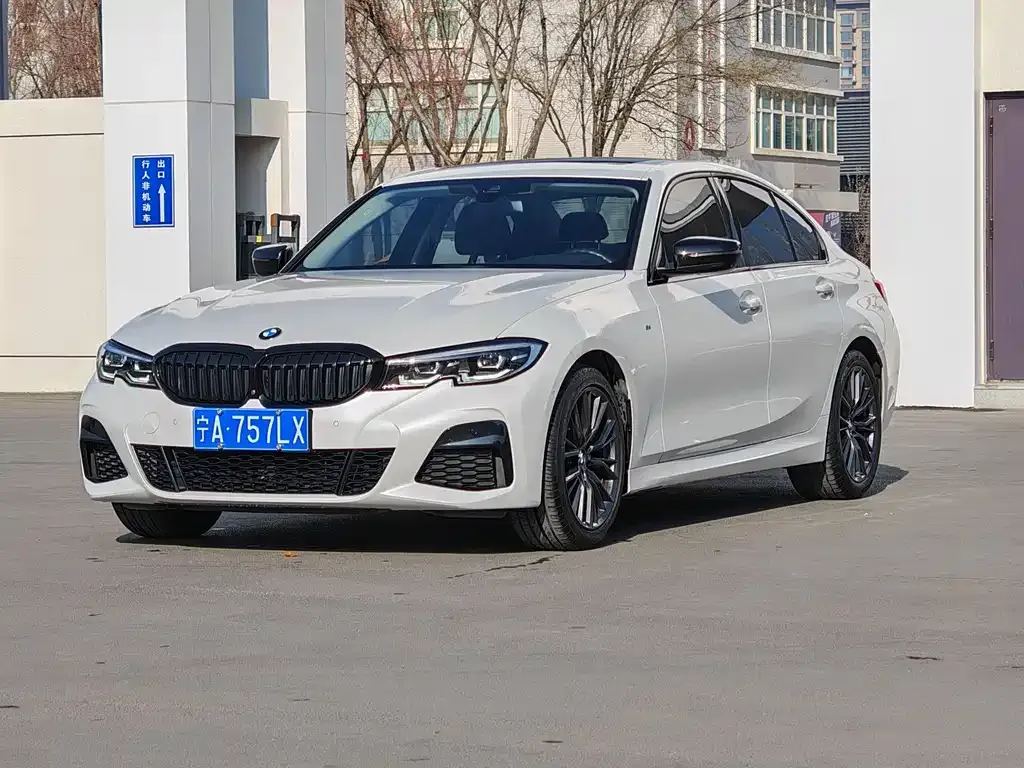 BMW 3 Series 2021 из CN, фото 3