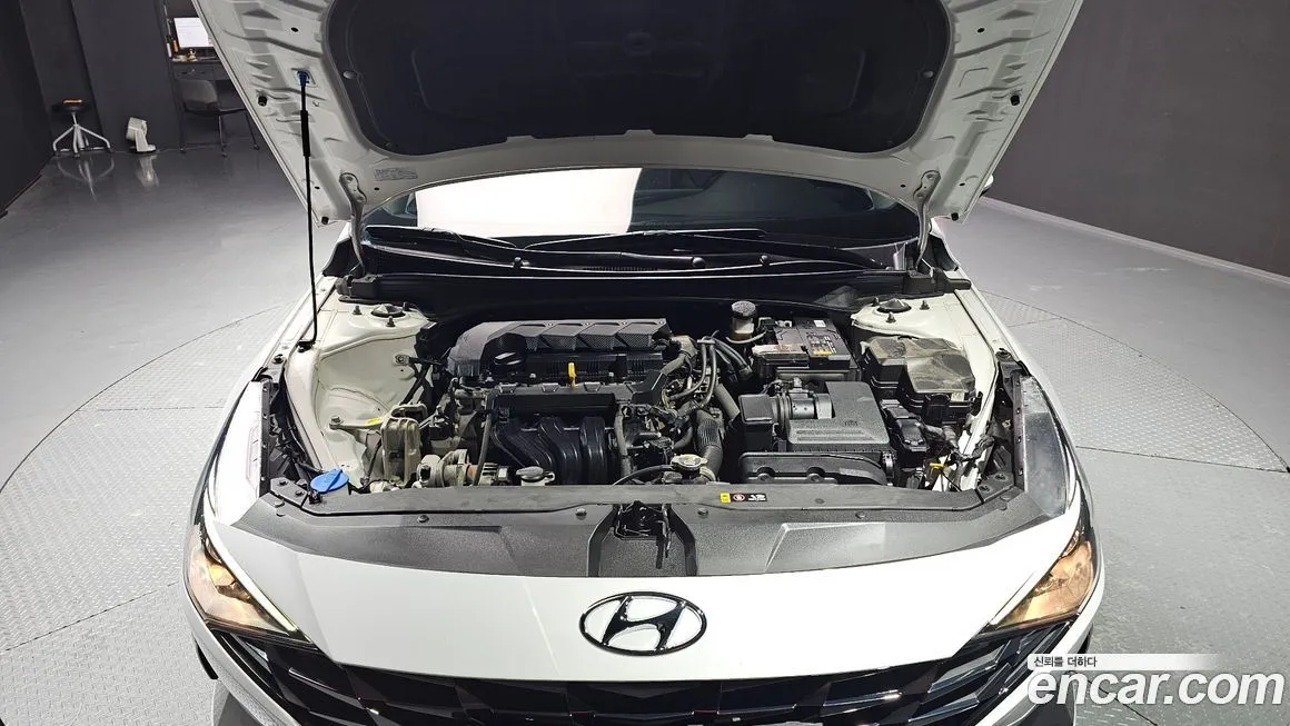 Hyundai AVANTE — фото 6