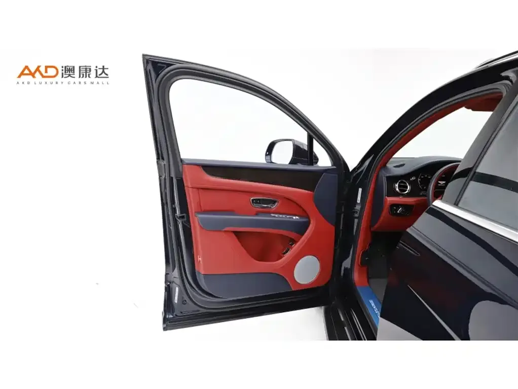 Bentley Bentayga 2021 из CN, фото 4