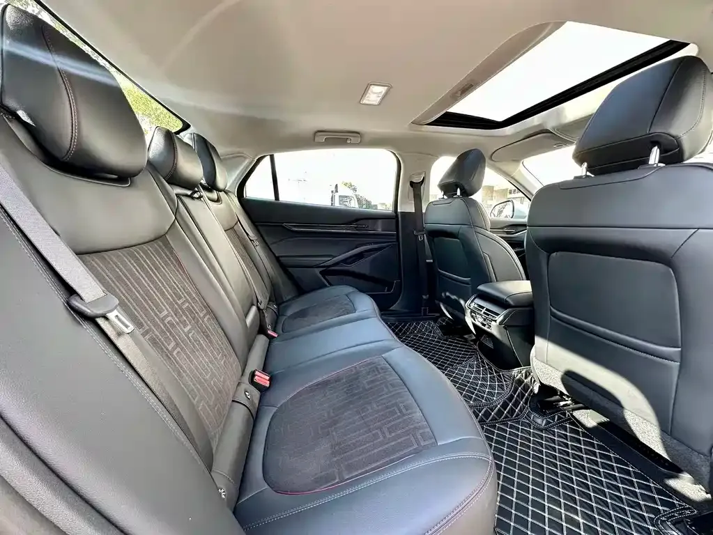 Ford Mondeo 2023 из CN, фото 9