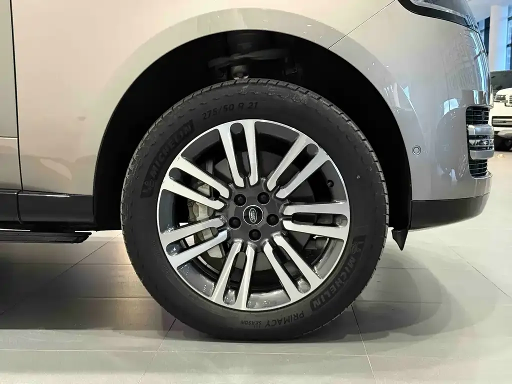 Land Rover Range Rover 2023 из CN, фото 2
