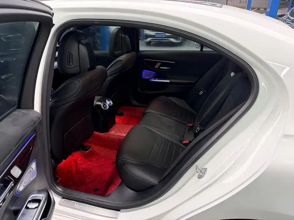 Mercedes-Benz C-Class 2023 из CN, фото 4