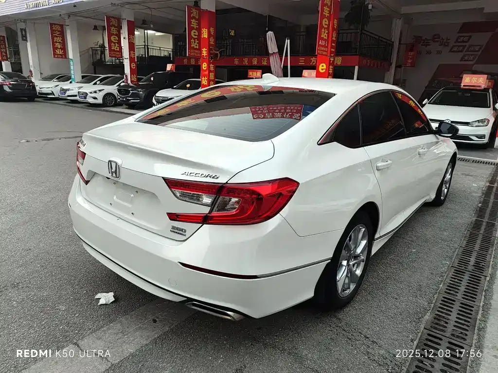 Honda Accord — фото 5