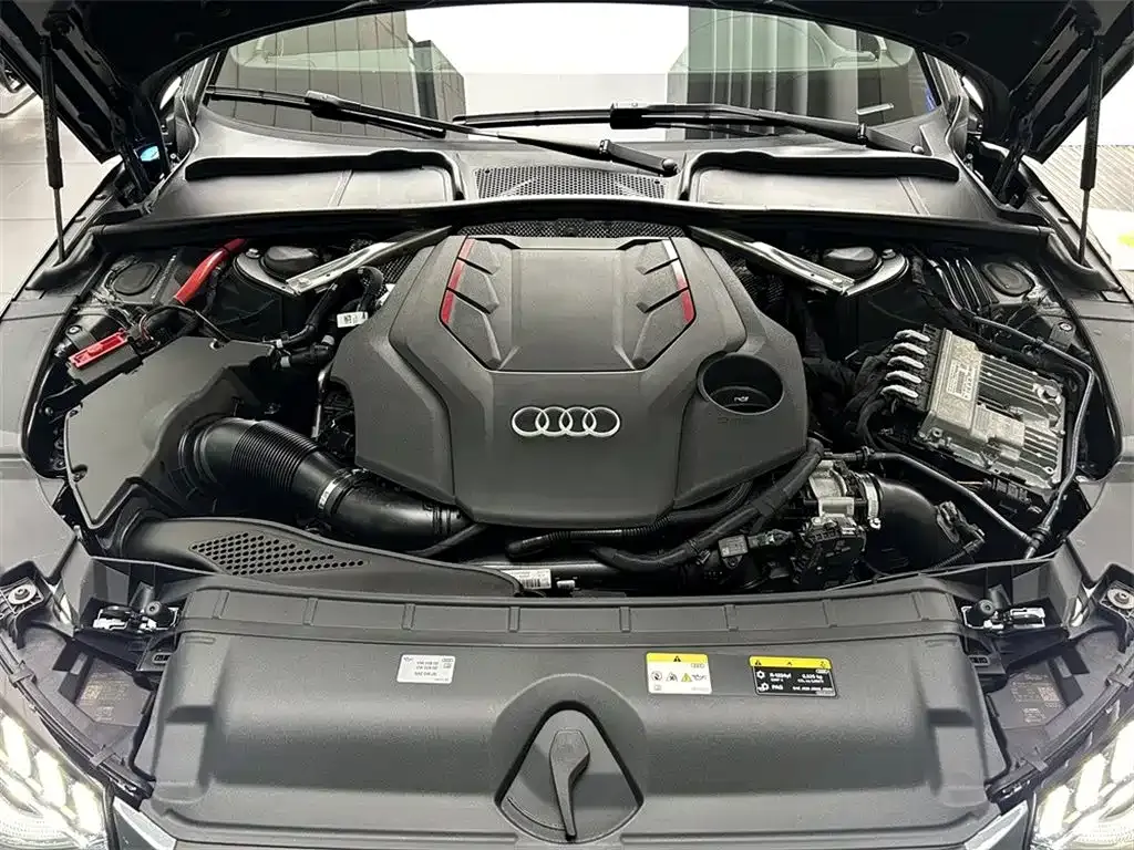 Audi S4 2024 из CN, фото 7