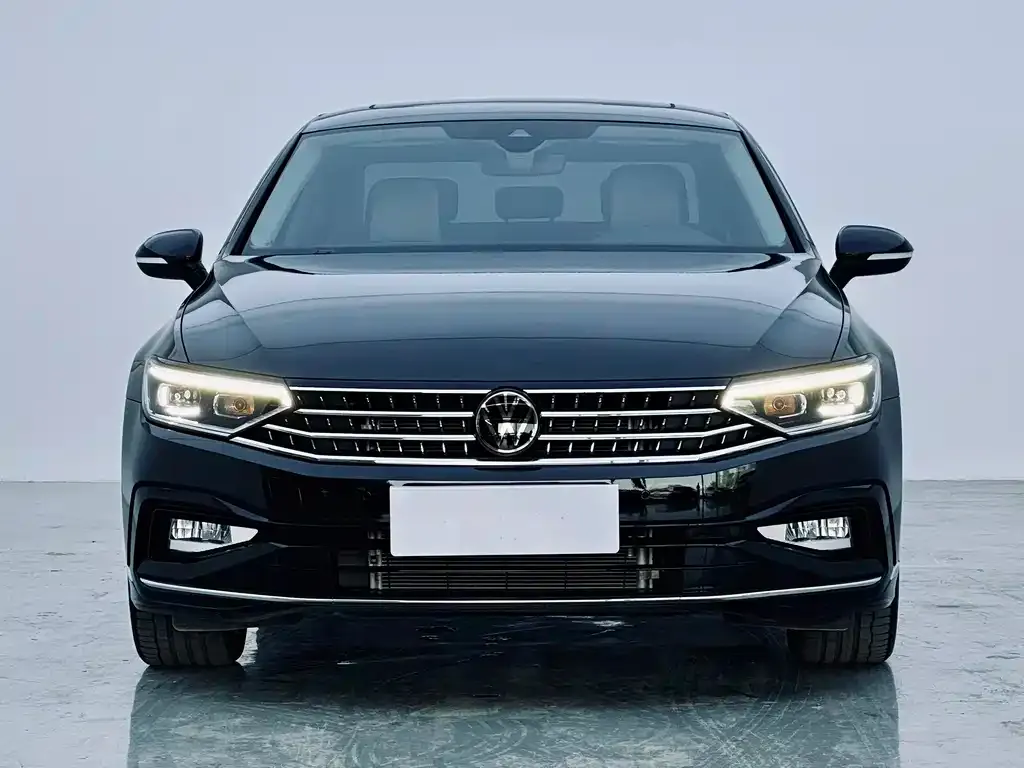 Volkswagen Magotan 2024 из CN, фото 7