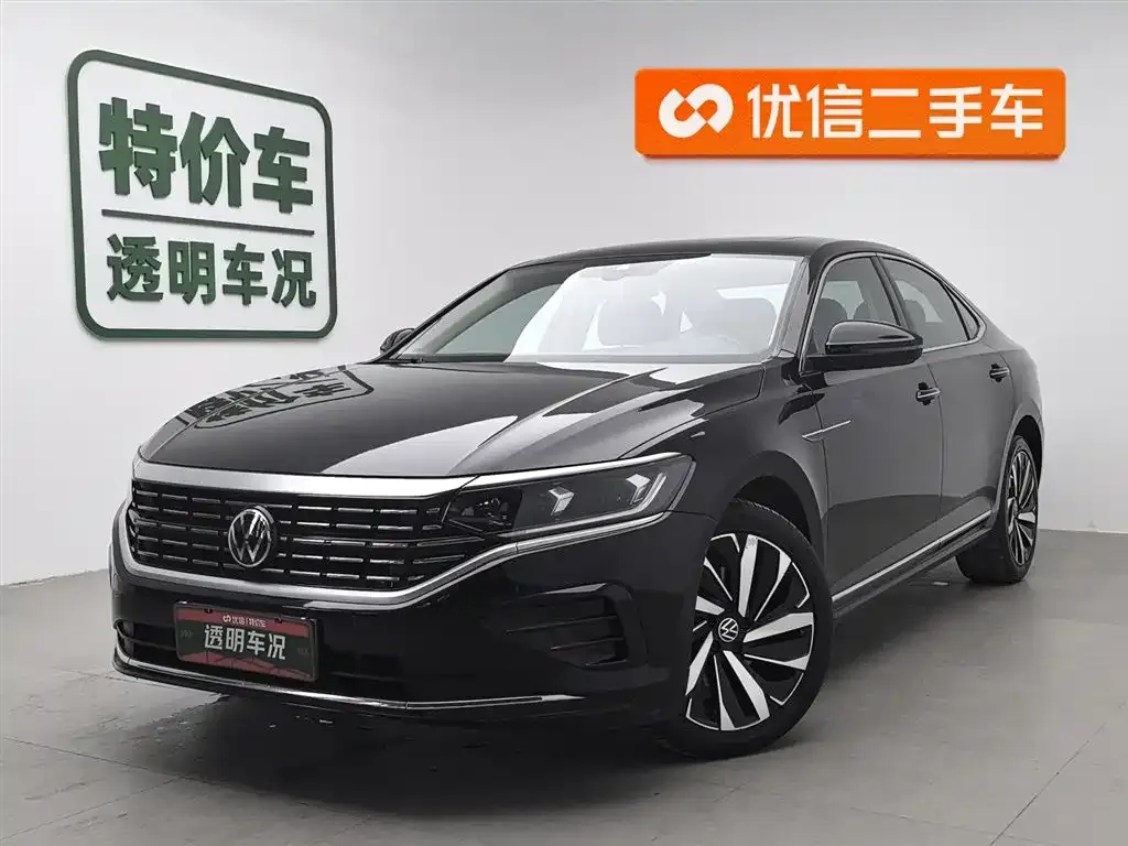 Volkswagen Passat — фото 1