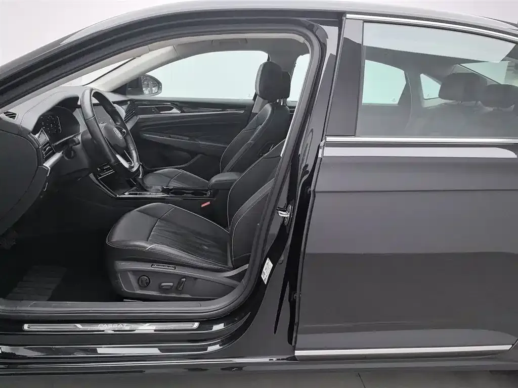 Volkswagen Passat — фото 8