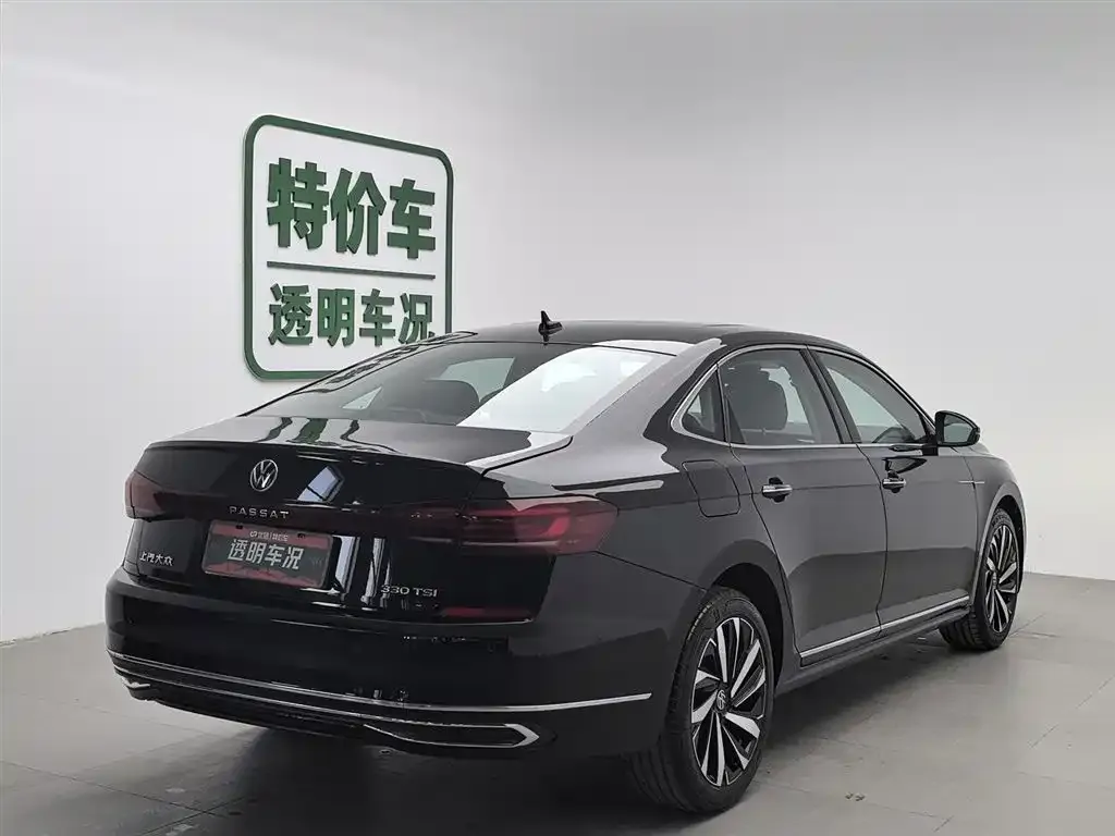 Volkswagen Passat — фото 4