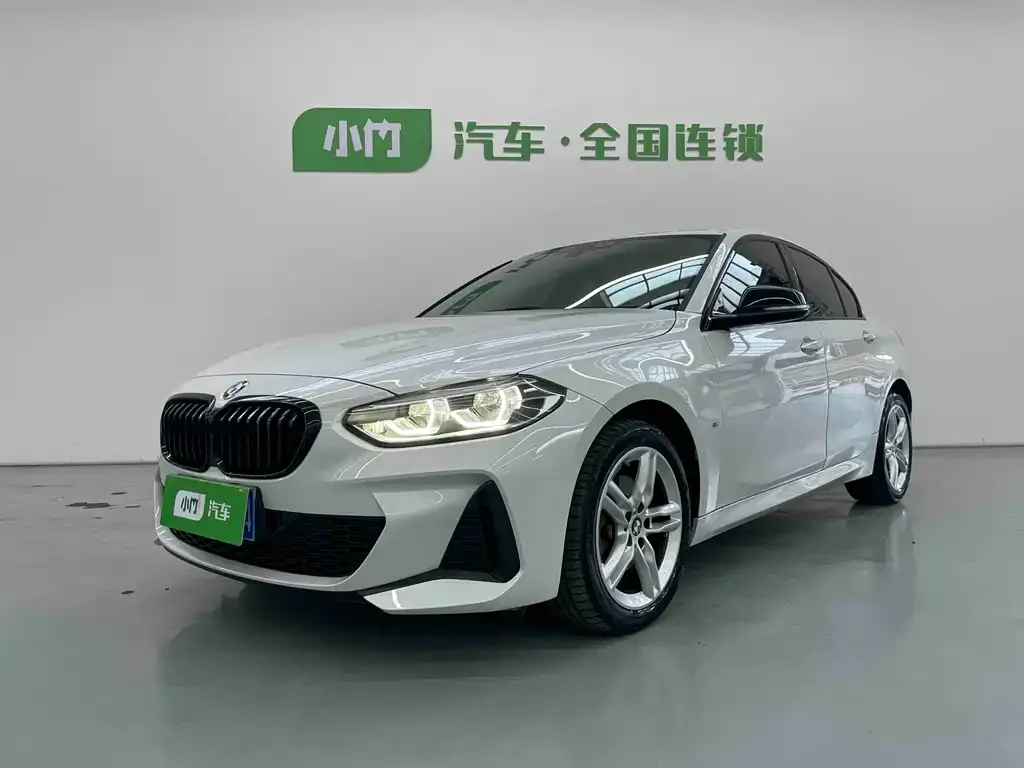BMW 1 Series — фото 1