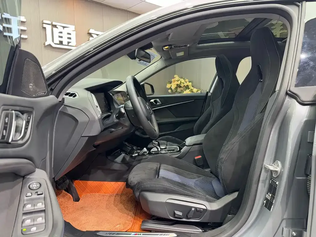 BMW 2 Series (Import) 2023 из CN, фото 10