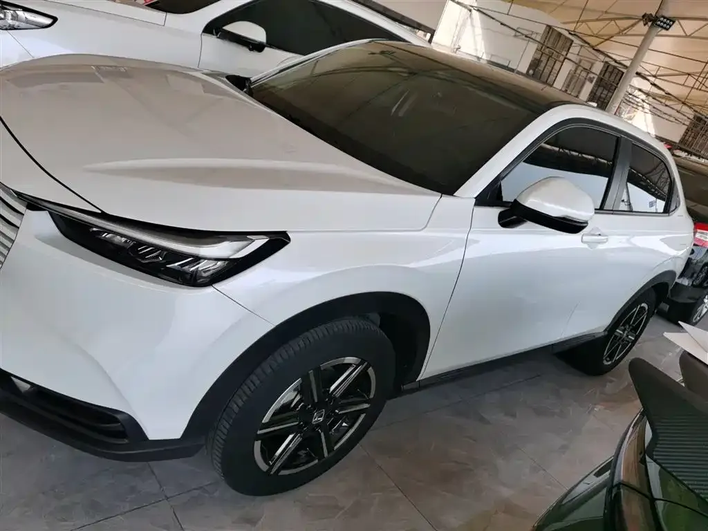 Honda Vezel 2023 из CN, фото 10