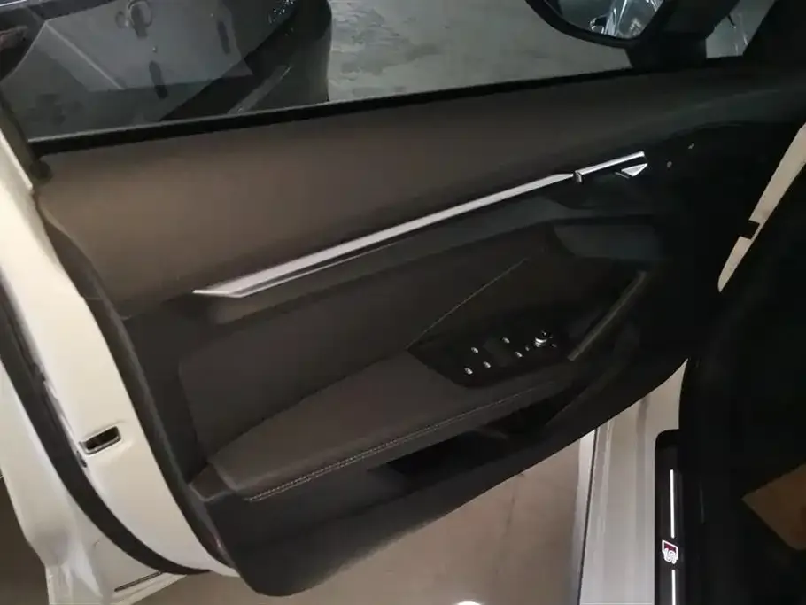 Audi A3 2023 из CN, фото 9