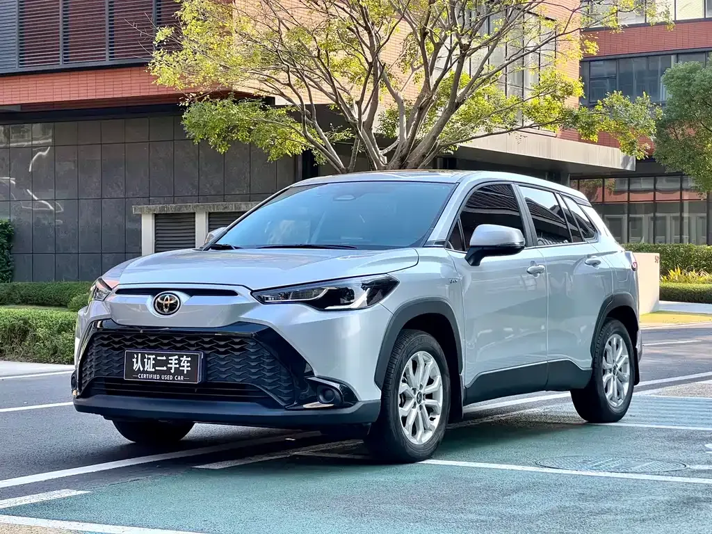 Toyota Frontlander 2024 из CN, фото 1