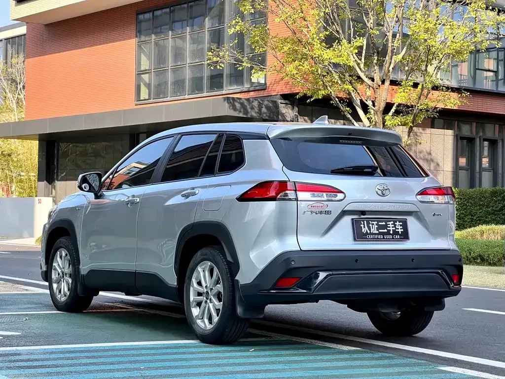 Toyota Frontlander 2024 из CN, фото 4