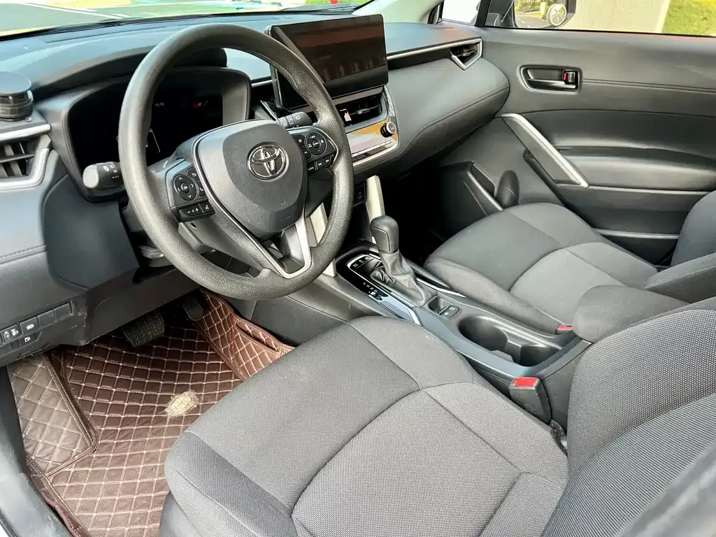 Toyota Frontlander 2024 из CN, фото 10