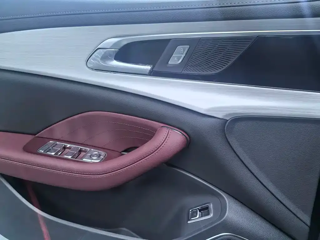 Hongqi H5 2025 из CN, фото 8