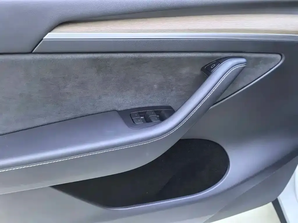 Tesla Model Y 2021 из CN, фото 3