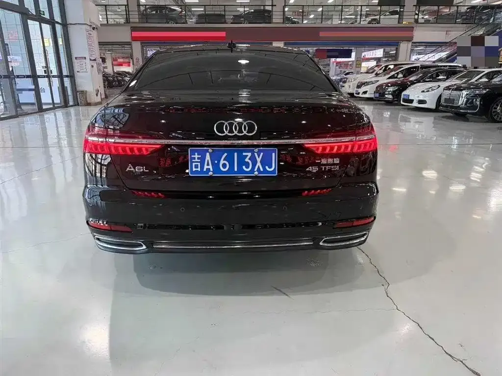 Audi A6L 2021 из CN, фото 2