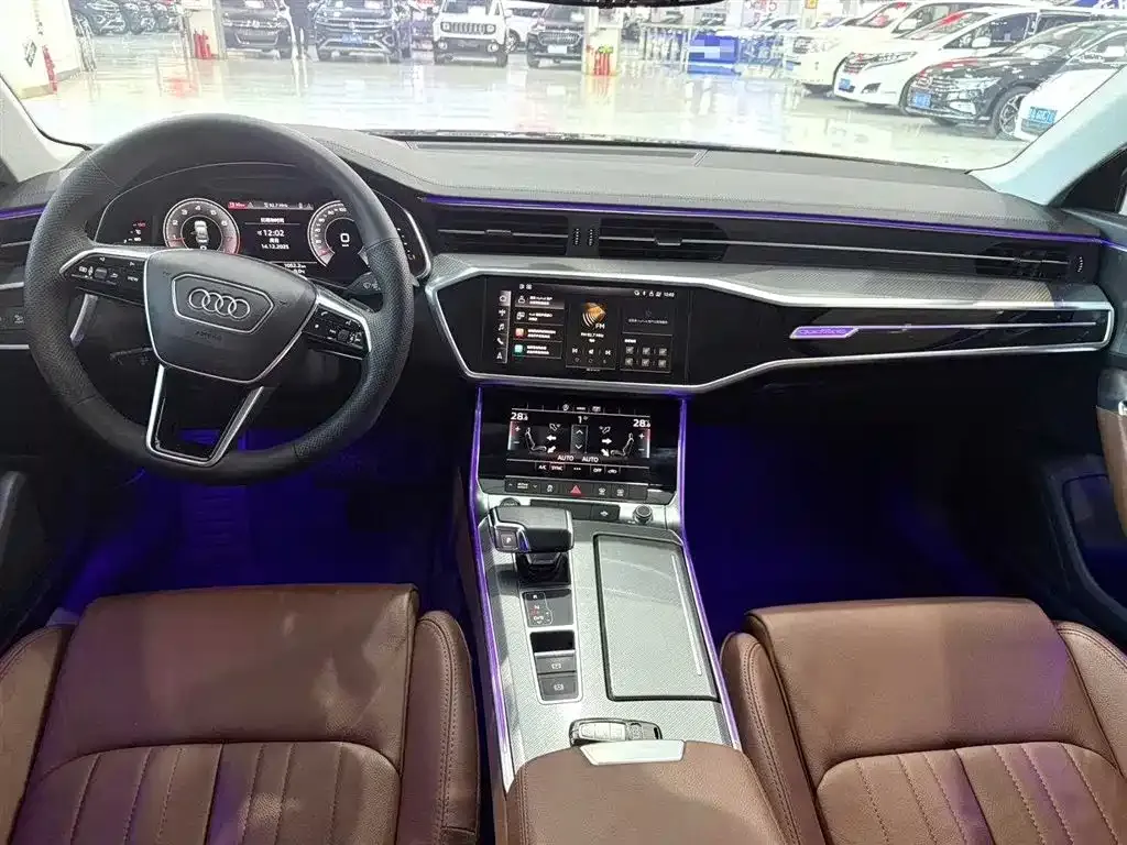 Audi A6L 2021 из CN, фото 4