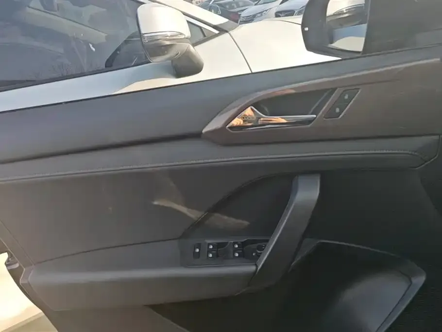 Volkswagen Tharu 2021 из CN, фото 7