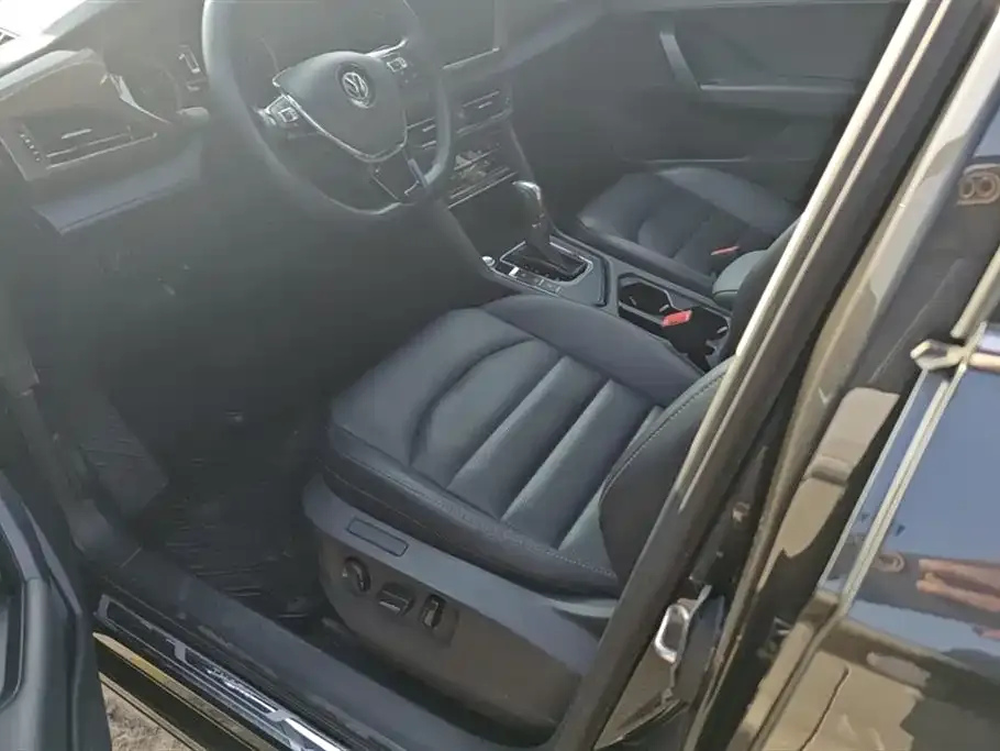 Volkswagen Tharu 2021 из CN, фото 9