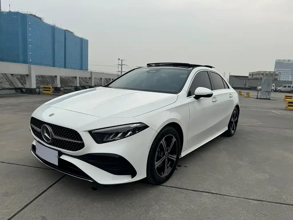 Mercedes-Benz A-Class — фото 1