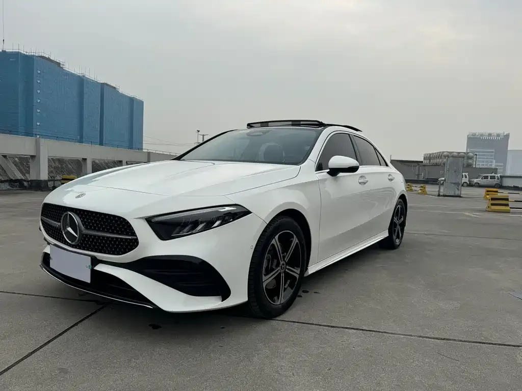 Mercedes-Benz A-Class — фото 7