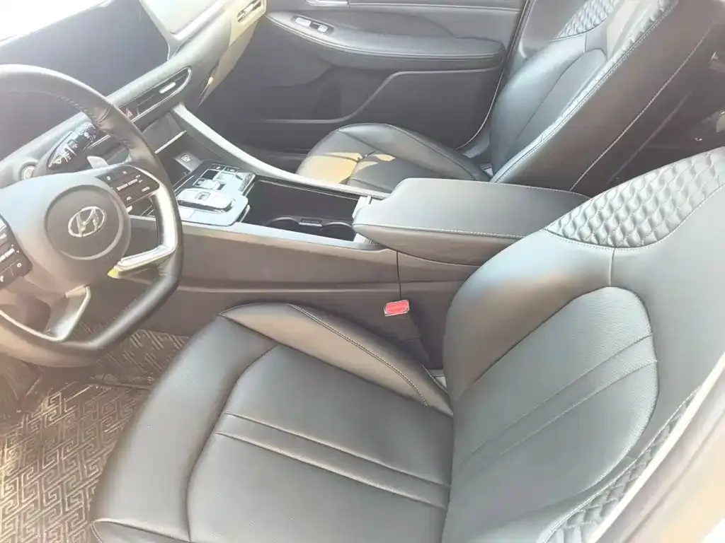 Hyundai Sonata 2021 из CN, фото 4