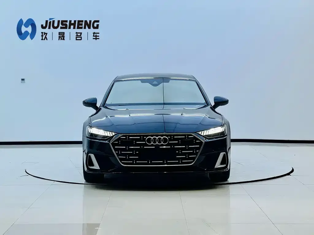 Audi A7L 2023 из CN, фото 3