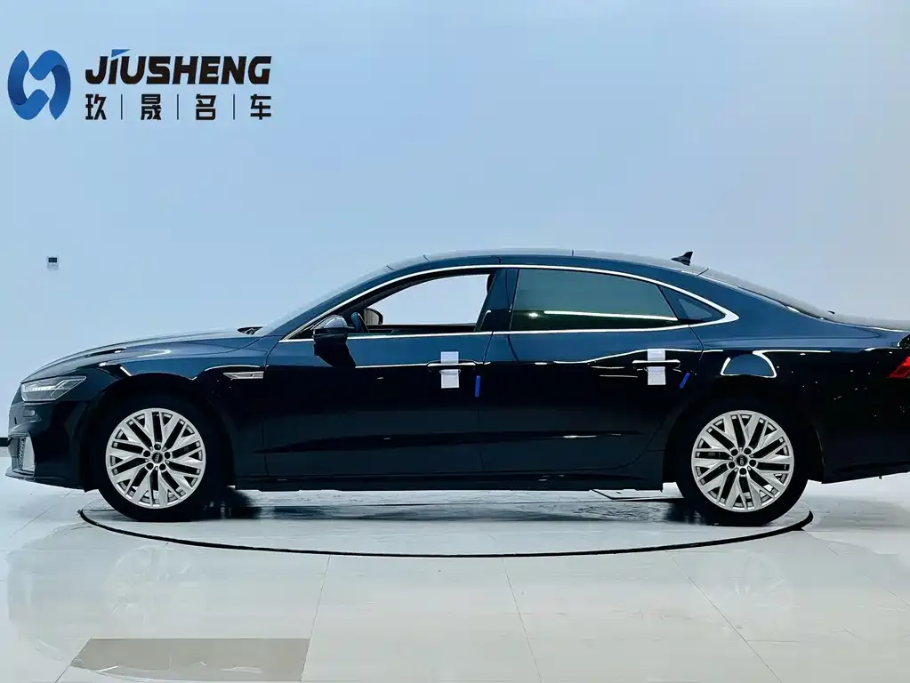 Audi A7L 2023 из CN, фото 7