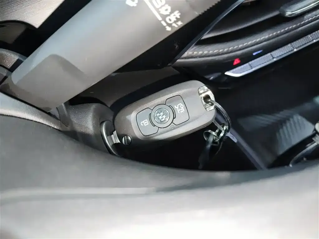 Buick Verano 2025 из CN, фото 3