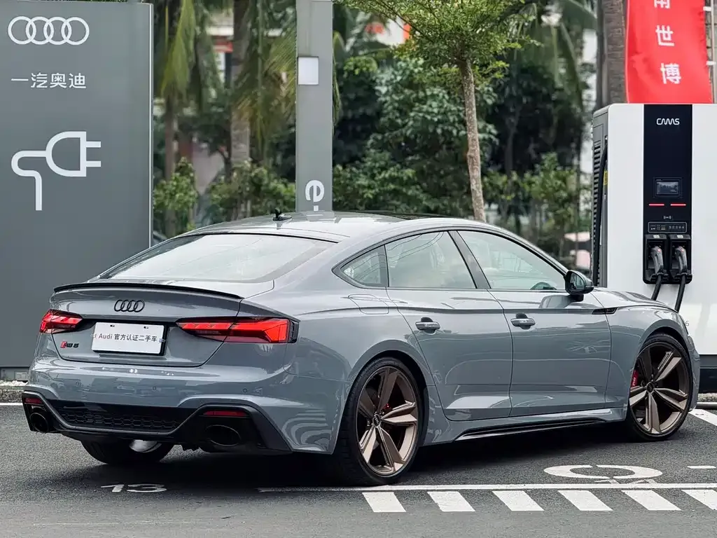Audi RS 5 2024 из CN, фото 8