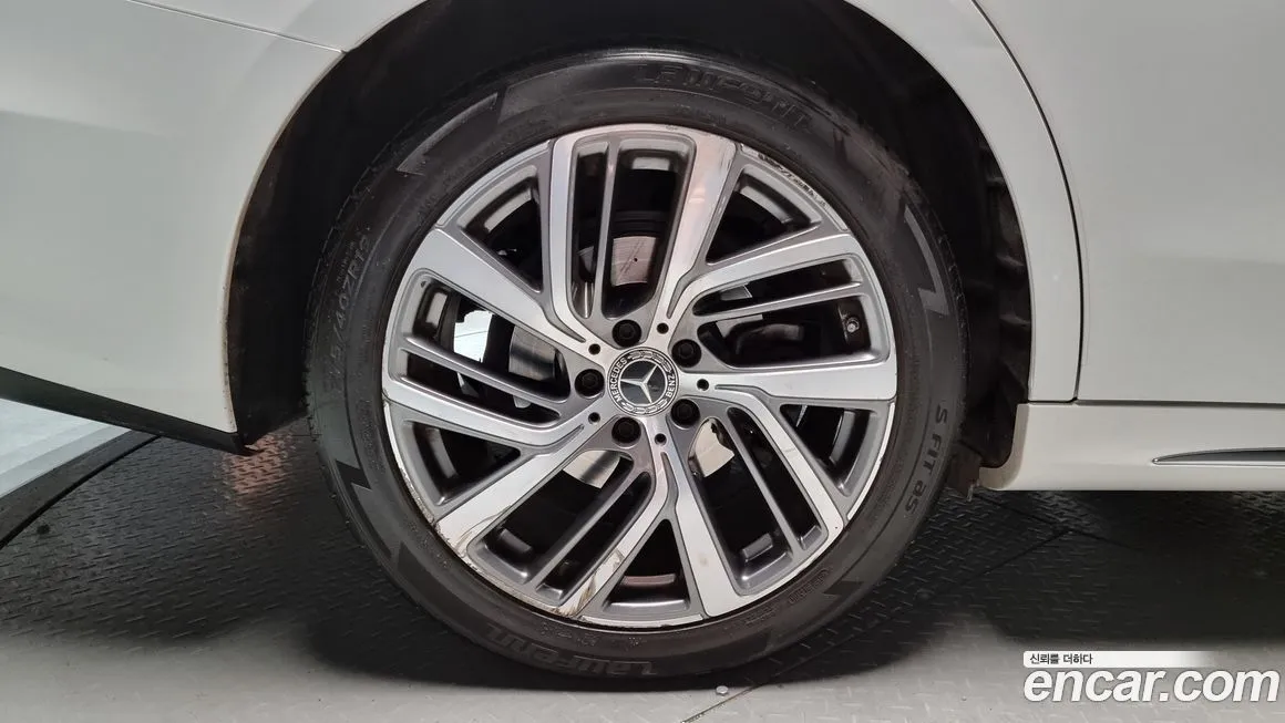 [object Object] E-Class 2024 из KR, фото 5