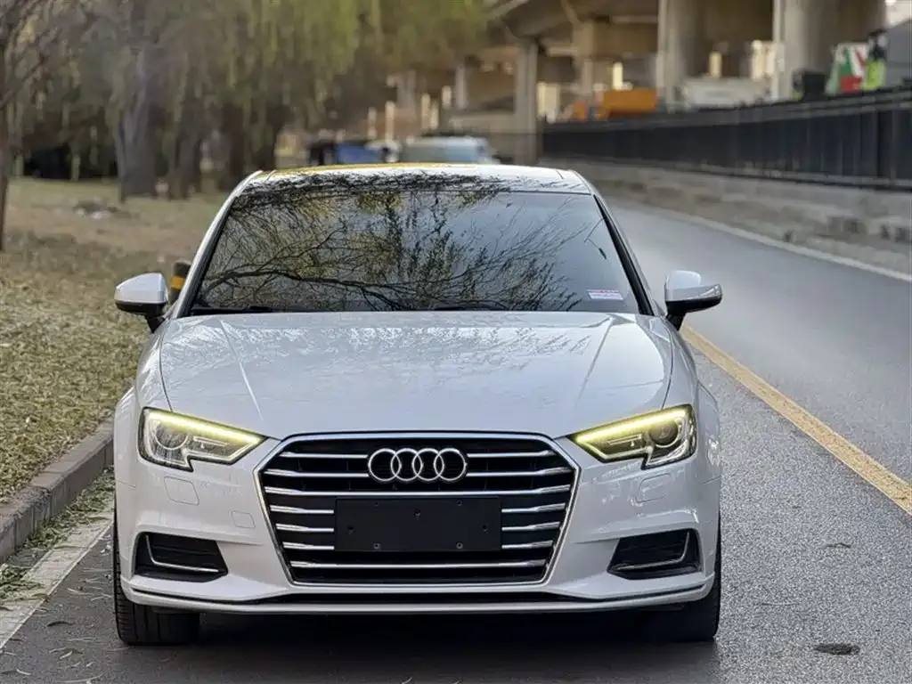 Audi A3 2021 из CN, фото 2