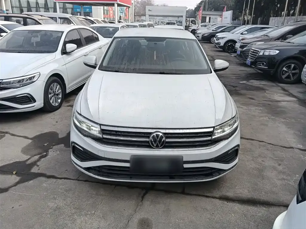 Volkswagen Bora 2024 из CN, фото 5