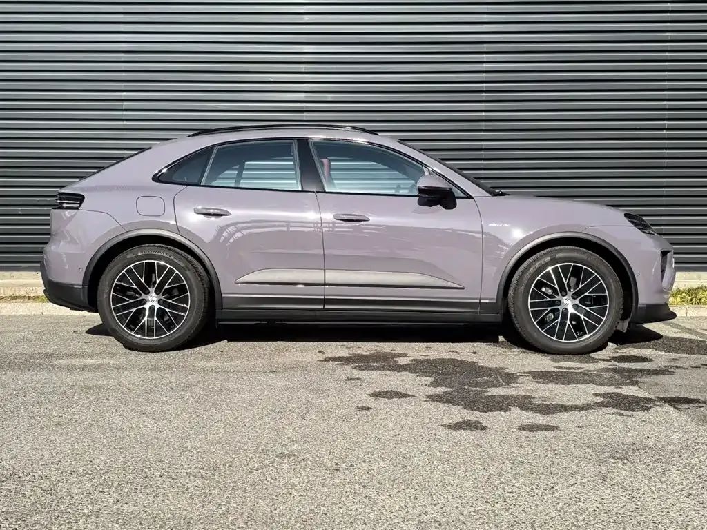 Porsche Macan EV — фото 8
