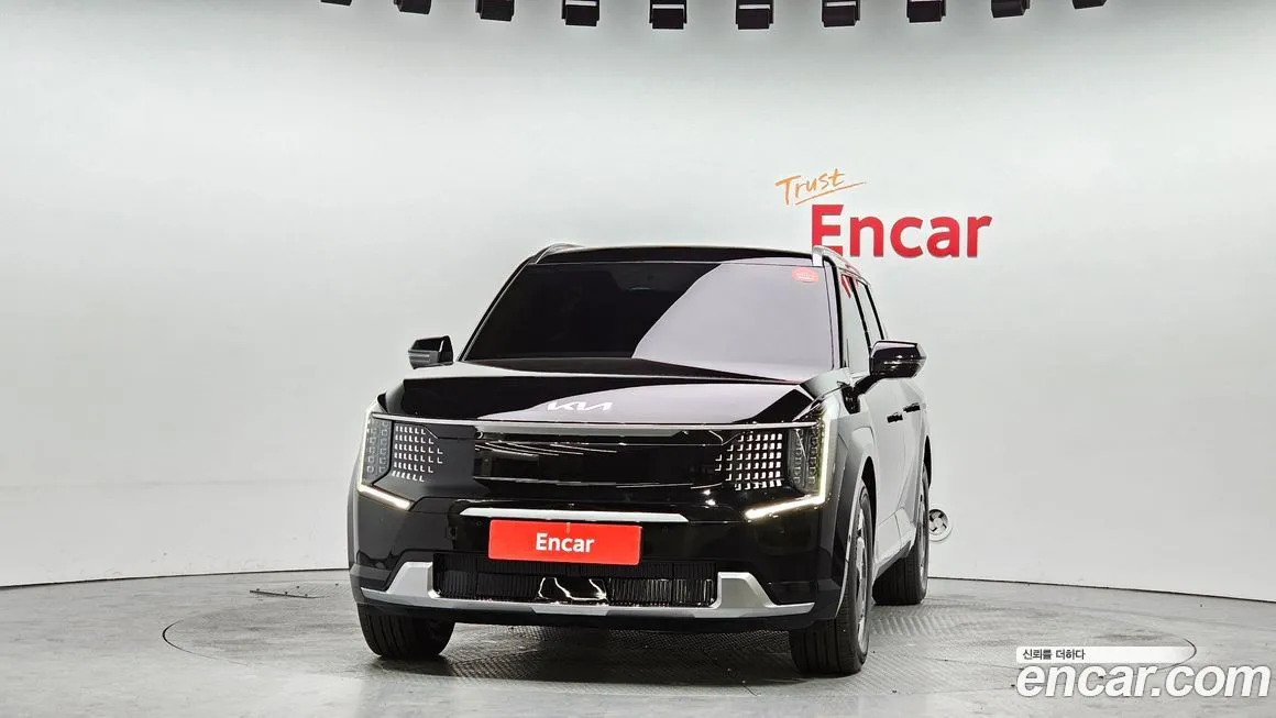 Kia EV9 2024 из KR, фото 2