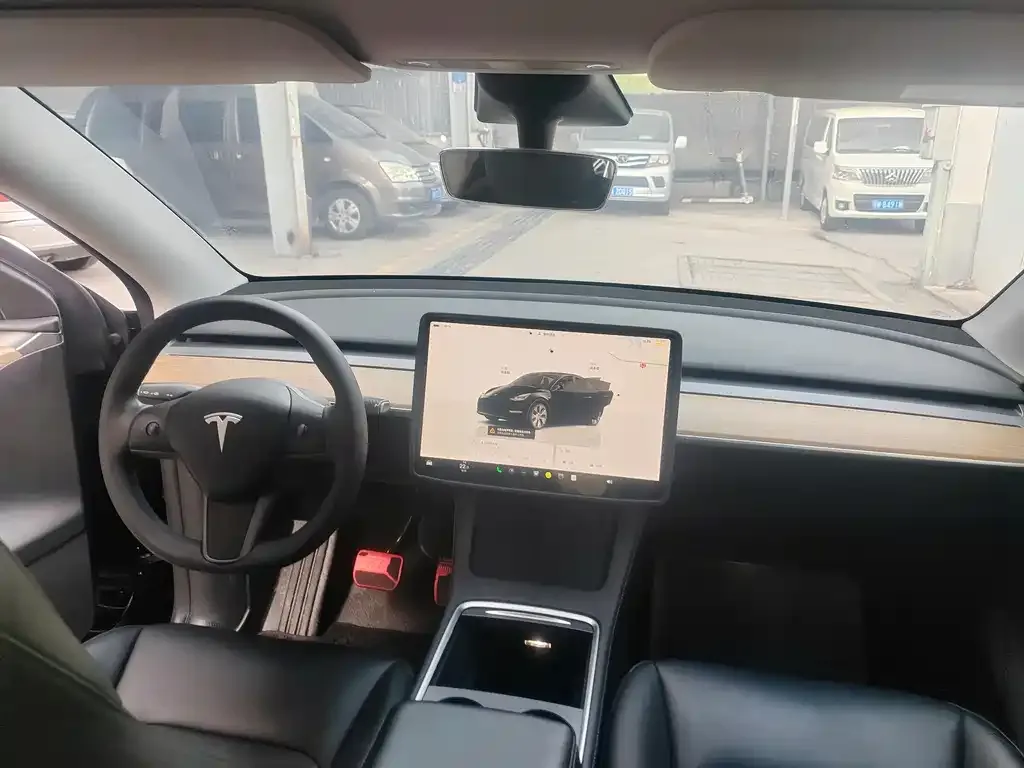 Tesla Model Y 2023 из CN, фото 5